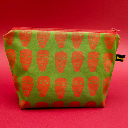 Astuccio con zip con base