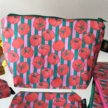 Astuccio con zip con base